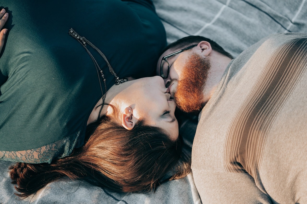 Burn-out door relatieproblemen, een stel maakt het weer goed